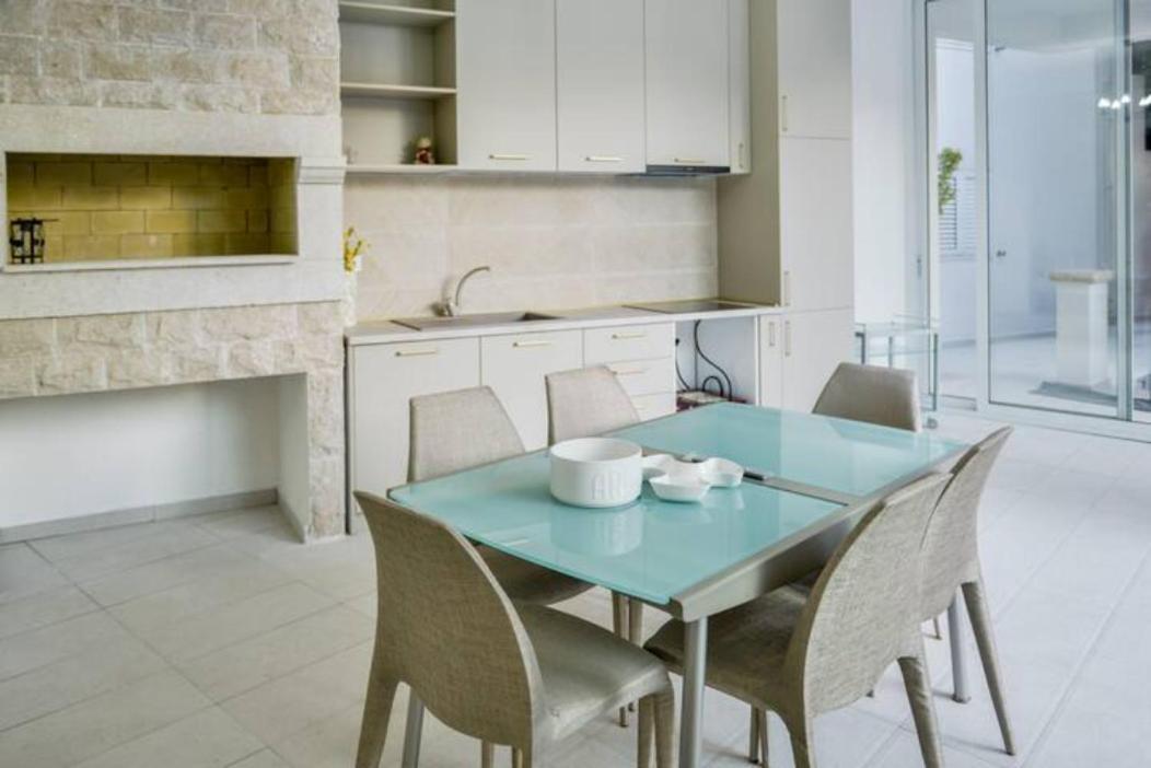 Apartments Vuksic Свети-Стефан Экстерьер фото