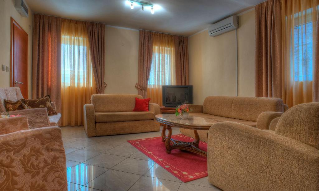Apartments Vuksic Свети-Стефан Номер фото