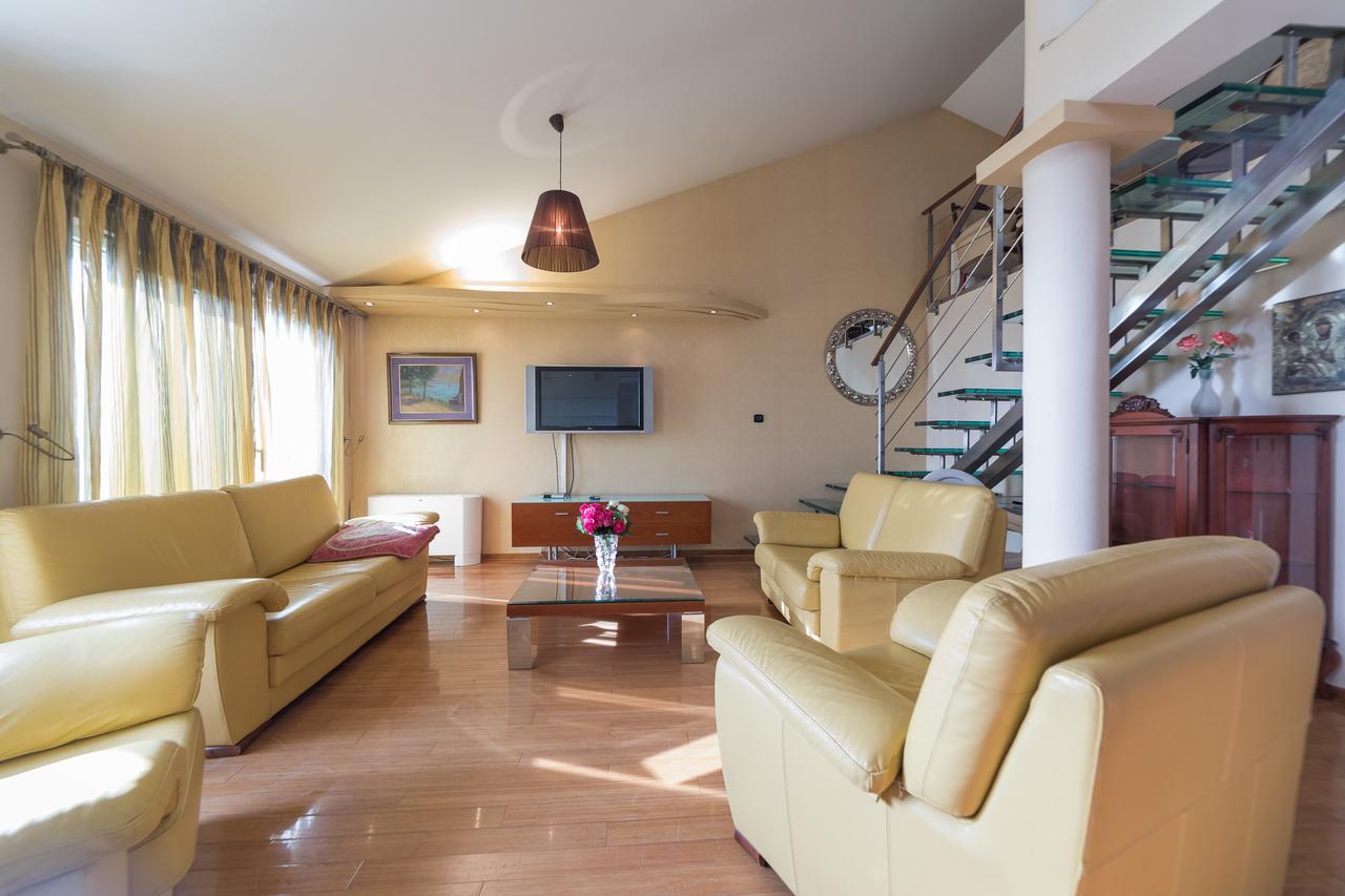 Apartments Vuksic Свети-Стефан Экстерьер фото
