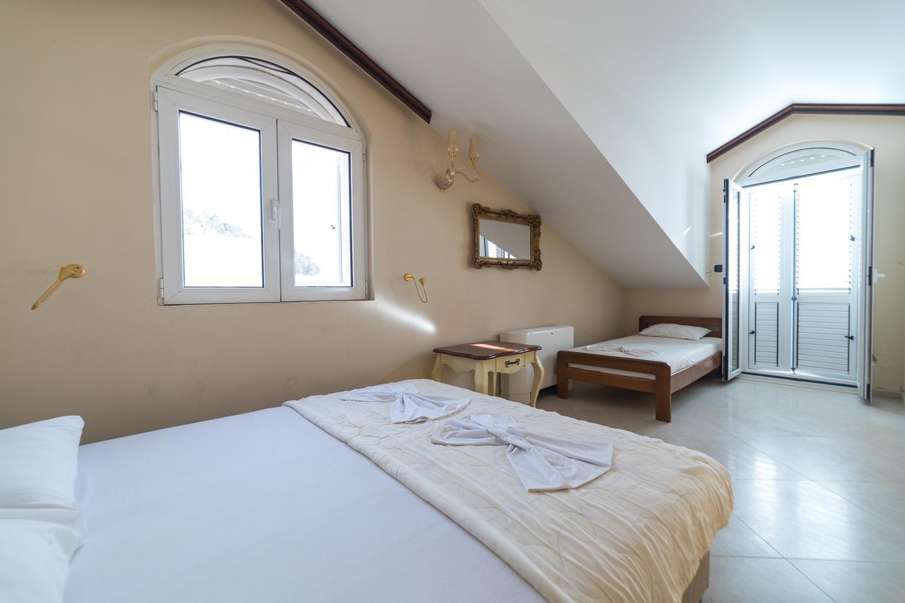 Apartments Vuksic Свети-Стефан Экстерьер фото