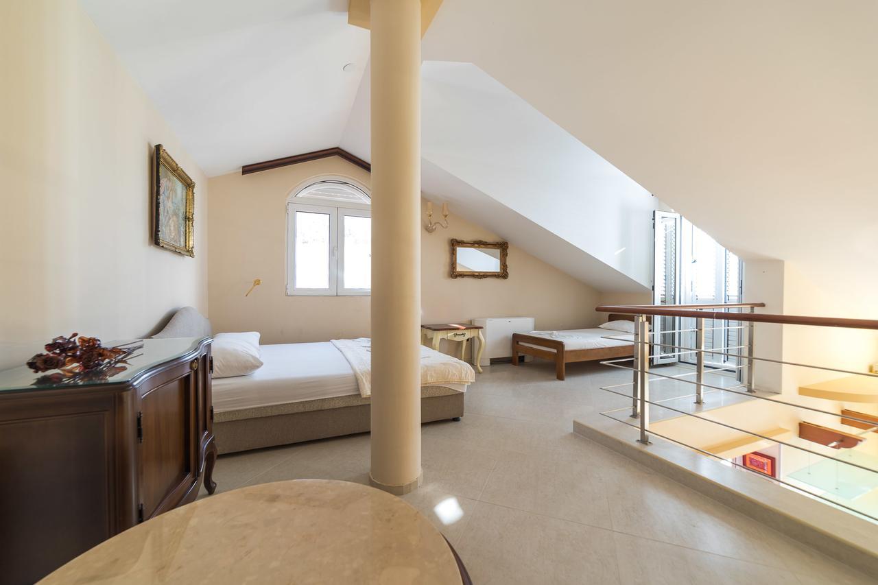 Apartments Vuksic Свети-Стефан Экстерьер фото