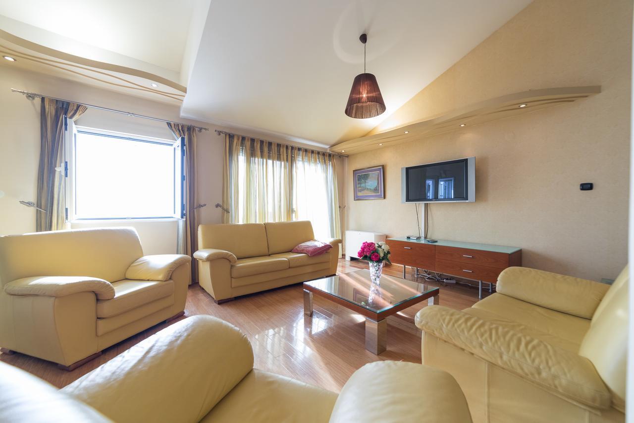 Apartments Vuksic Свети-Стефан Экстерьер фото